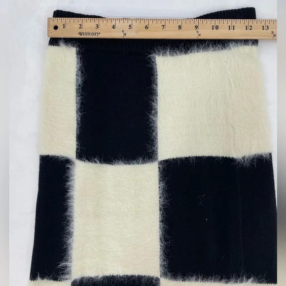 Urban Outfitters Black and Cream Maxi Skirt - Picture 3 of 7